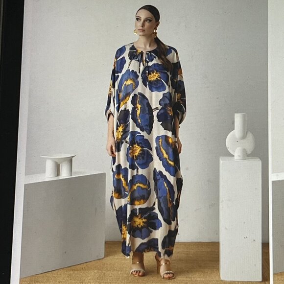 HOUSE OF AZOIIA SILK BLEND BLUE FLOWERS KAFTAN DRESS - NEW WITH TAGS - XXL/3XL - Picture 1 of 16